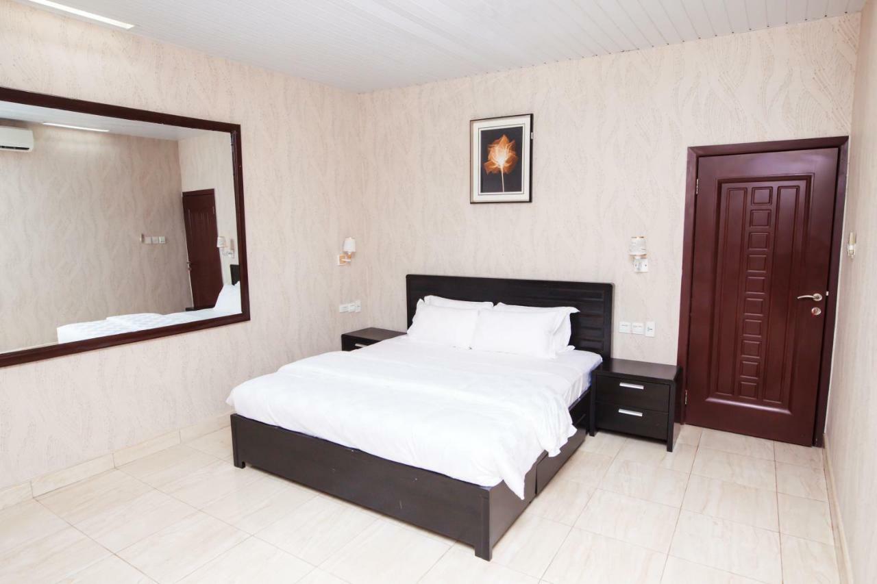 Crismon Hotel Тема Екстер'єр фото